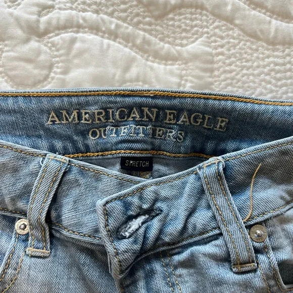 American Eagle Shorts, Size 8 - Picture 3 of 4